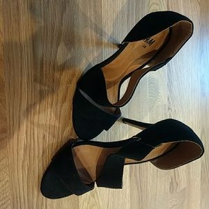 H&M black stappy heels